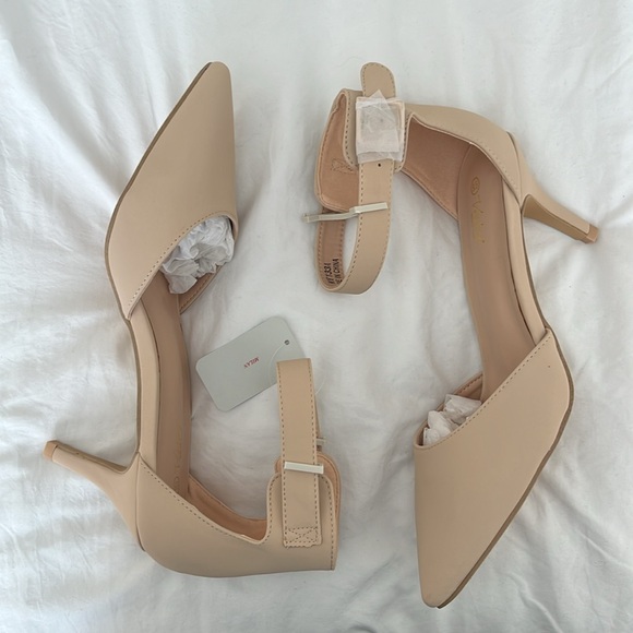 Nude Heels - Picture 4 of 5